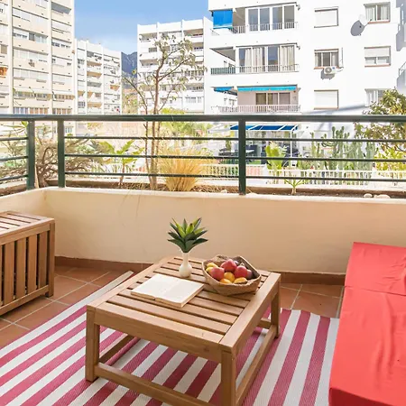 Apartment Center Ll